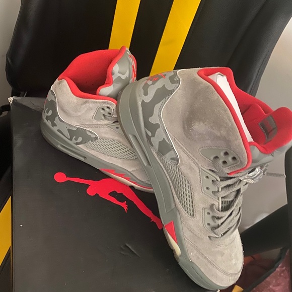 - Air Jordan 5 Retro ‘Camo’ Men’s Size- 11 - Picture 2 of 6